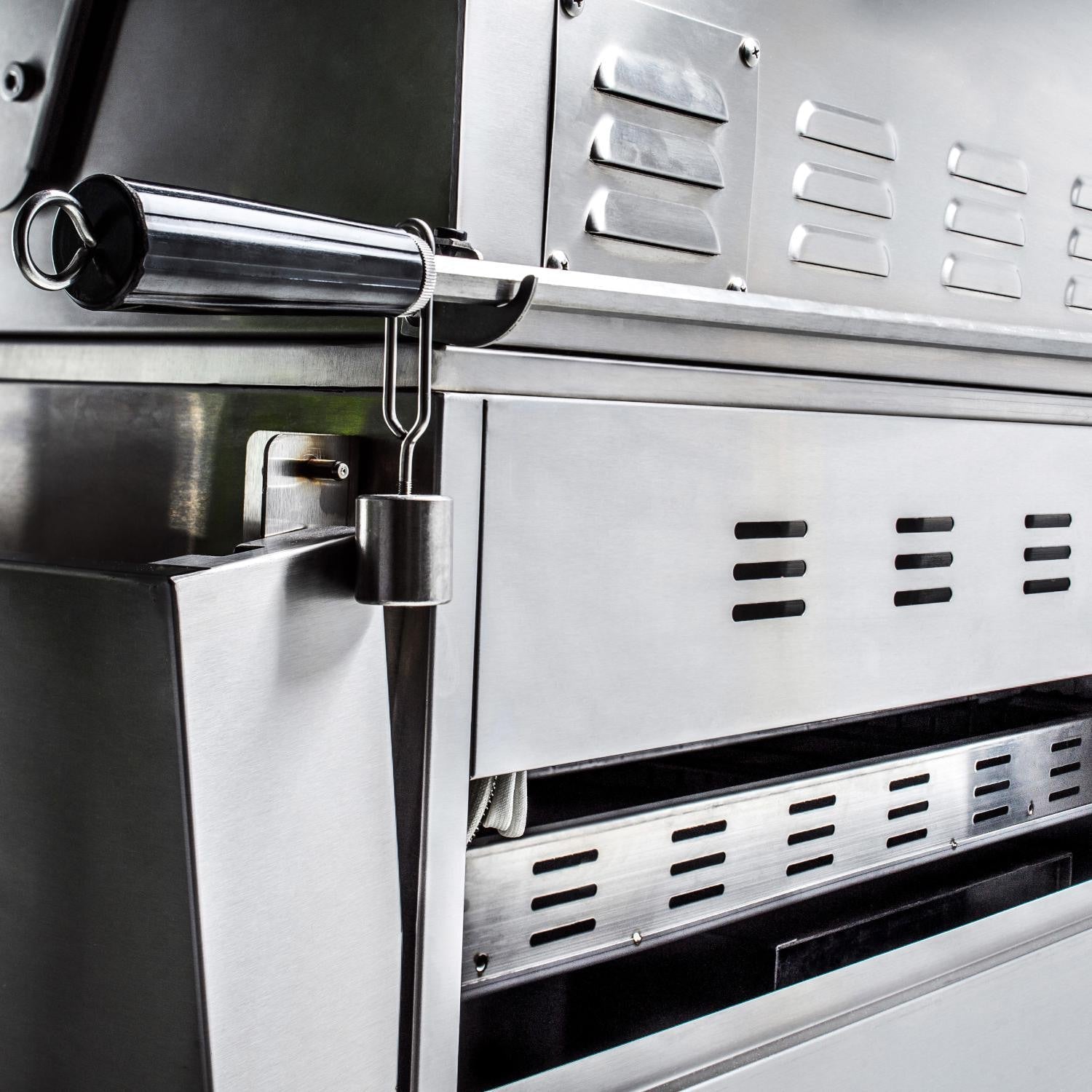 Blaze Professional LUX 44-Inch 4-Burner Freestanding Gas Grill With Rotisserie